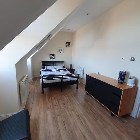 דירות בארו אין פרנס Marina Court La14 2Hl מראה חיצוני תמונה
