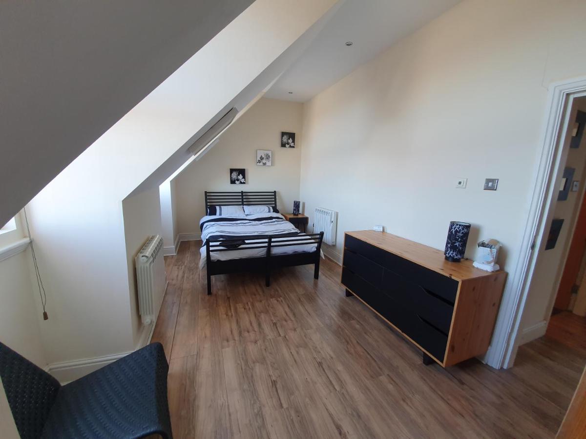 דירות בארו אין פרנס Marina Court La14 2Hl מראה חיצוני תמונה